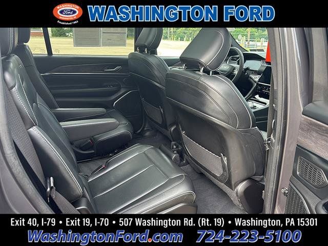 Used 2023 Jeep Grand Cherokee L Overland AWD/4WD image 19
