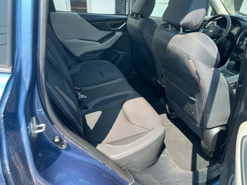 Used 2019 Subaru Forester AWD/4WD image 11