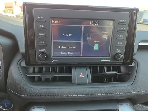 Certified 2021 Toyota RAV4 XLE w/ Convenience Package image 22