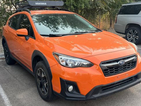 Used 2020 Subaru Crosstrek 2.0i Premium AWD/4WD image 2