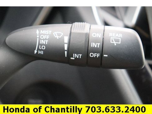 Used 2024 Toyota Corolla Cross XLE w/ Convenience Package image 11