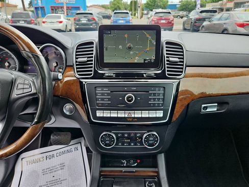 Used 2017 Mercedes-Benz GLS 550 4MATIC image 27