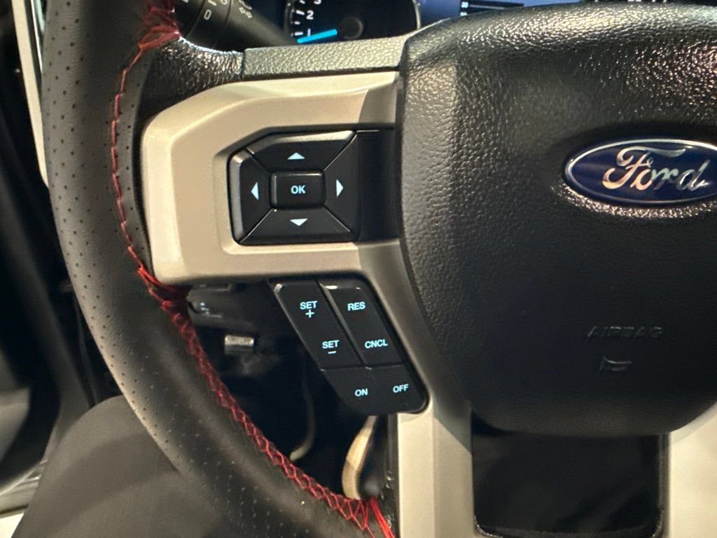 Used 2015 Ford F150 Lariat w/ Equipment Group 502A Luxury AWD/4WD image 31