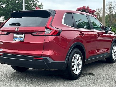 Used 2023 Honda CR-V LX image 2