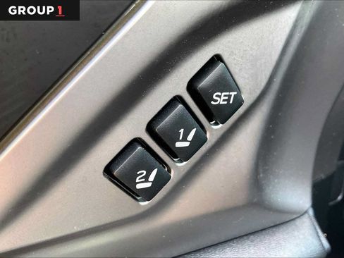 Used 2021 Subaru Outback Touring AWD/4WD image 34