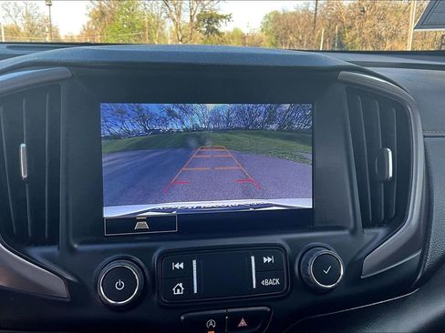 Used 2022 GMC Terrain AT4 w/ Infotainment Package II image 14