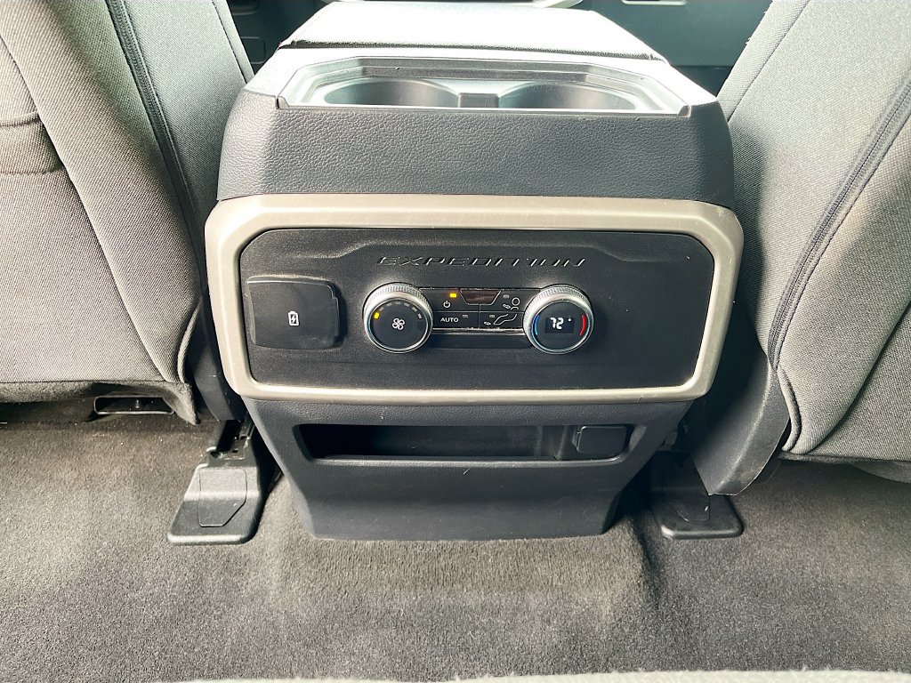 Used 2024 Ford Expedition XLT AWD/4WD image 25