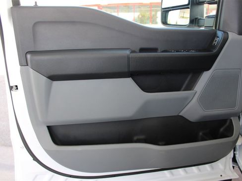 Used 2024 Ford F550 4x4 Crew Cab Super Duty image 15