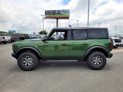 New 2025 Ford Bronco Badlands image 31