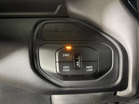 Used 2026 RAM 2500 Big Horn AWD/4WD image 20