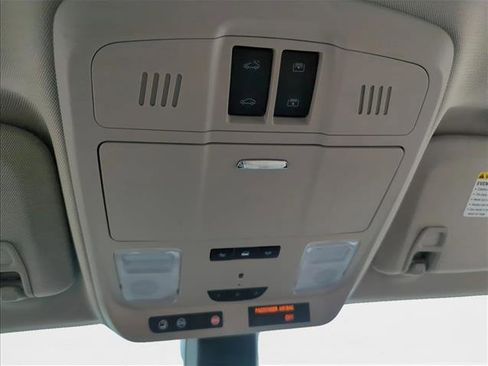 Used 2019 Buick Envision Essence image 15