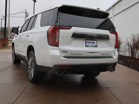 Certified 2024 GMC Yukon Denali Ultimate image 6