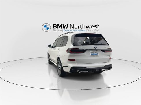 New 2026 BMW X7 xDrive40i w/ M Sport Package image 13
