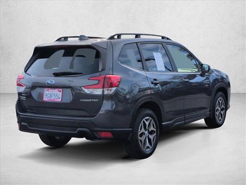 Certified 2023 Subaru Forester Premium image 5