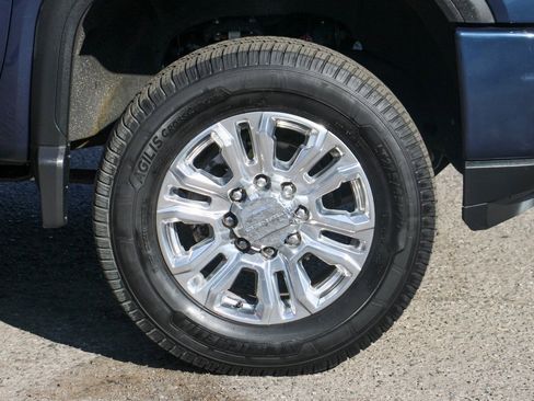 Used 2020 GMC Sierra 3500 Denali w/ Denali Ultimate Package image 47