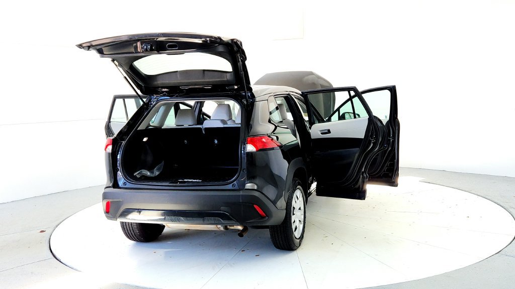 Certified 2024 Toyota Corolla Cross L AWD/4WD image 11