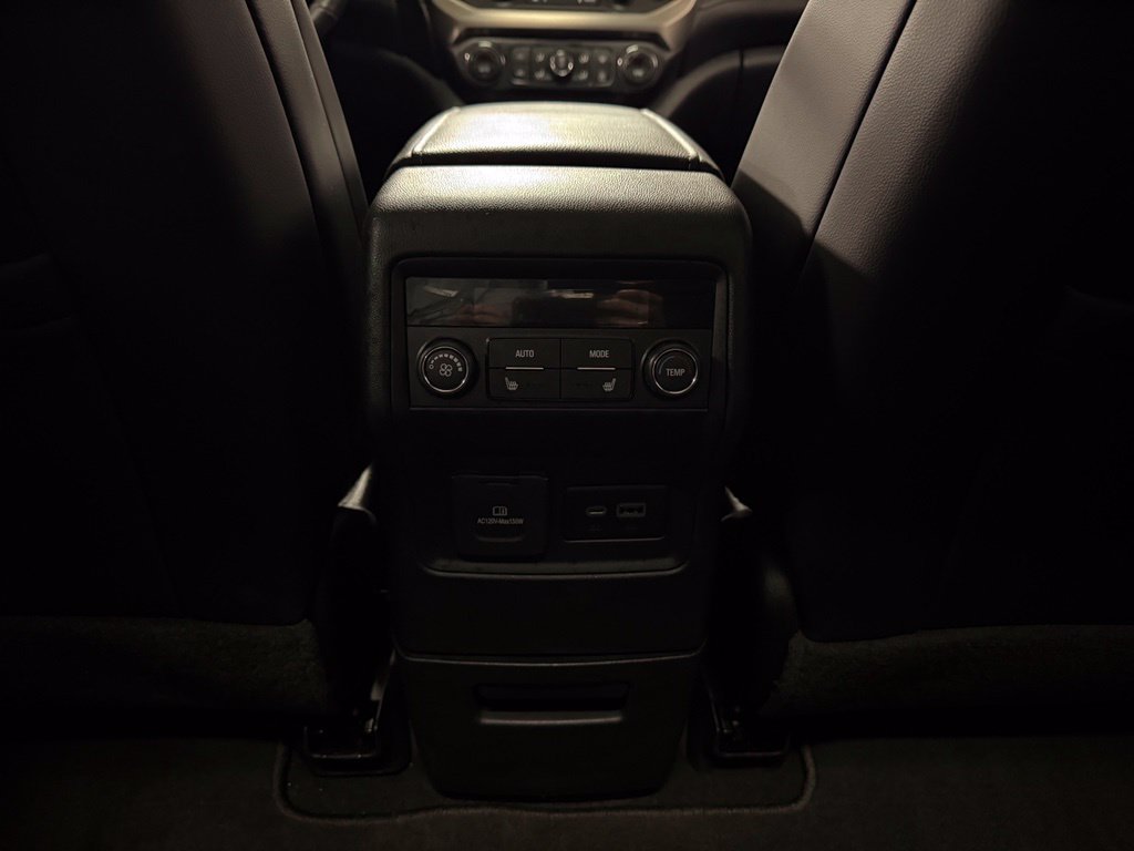 Used 2021 GMC Acadia Denali AWD/4WD image 19
