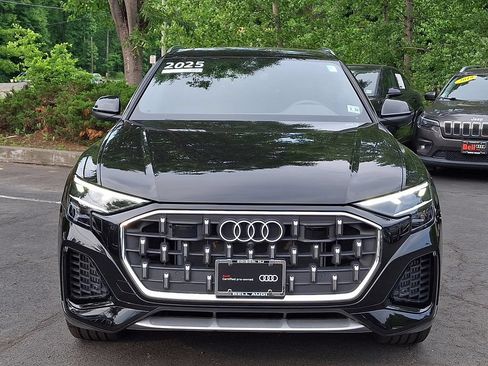 Certified 2025 Audi Q8 Premium Plus w/ Premium Plus Package AWD/4WD image 9