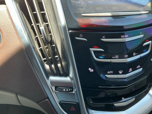 Used 2015 Cadillac SRX Luxury w/ Driver Awareness Package AWD/4WD image 16