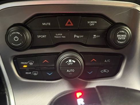 Used 2022 Dodge Challenger R/T image 26