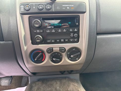 Used 2006 GMC Canyon SLE AWD/4WD image 23