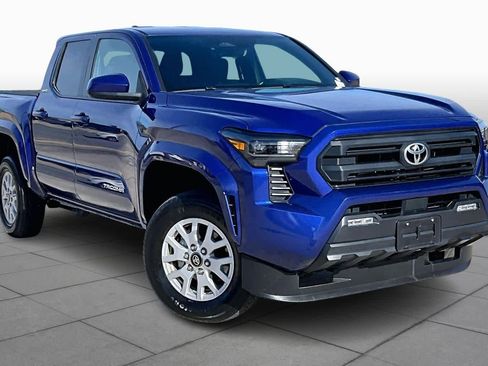 Used 2024 Toyota Tacoma SR5 image 2