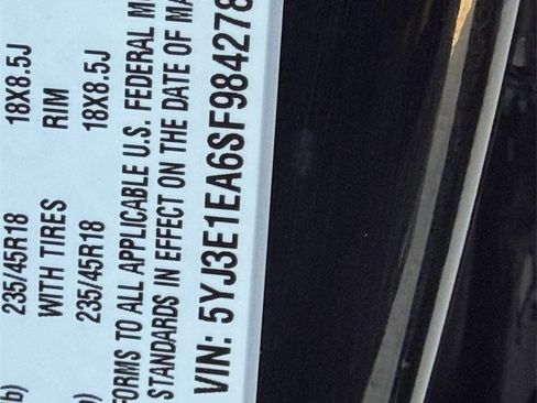 Used 2025 Tesla Model 3 Long Range image 29