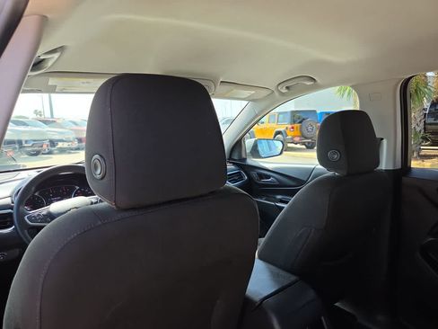 Used 2023 Chevrolet Equinox LT w/ LPO, Floor Liner Package AWD/4WD image 20