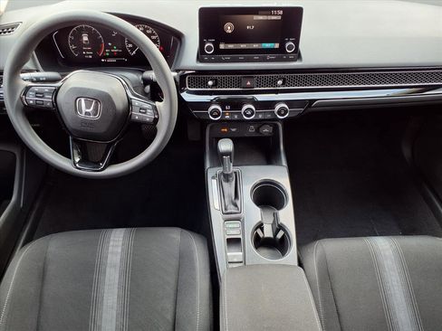 Used 2023 Honda Civic LX image 4