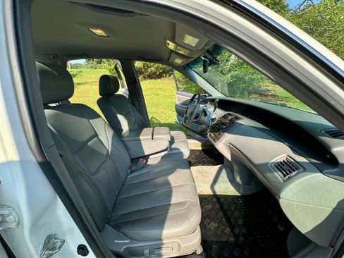 Used 2003 Toyota Avalon XL image 9