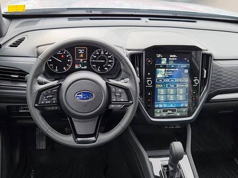 Used 2025 Subaru Forester Premium image 15