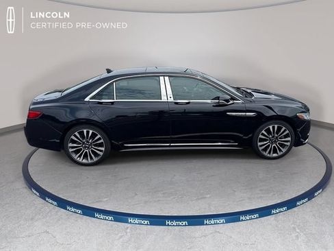 Used 2019 Lincoln Continental Reserve AWD/4WD image 1