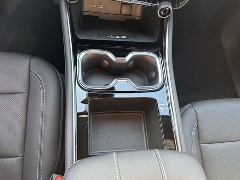 New 2026 Chevrolet Equinox EV LT image 17