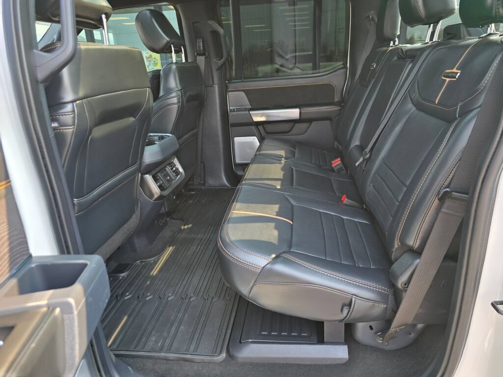 Used 2024 Ford F350 Platinum AWD/4WD image 13