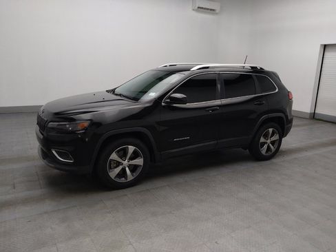 Used 2019 Jeep Cherokee Limited AWD/4WD image 2