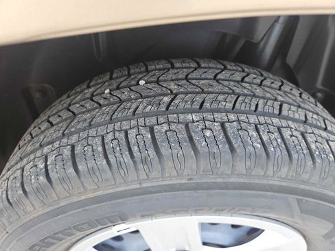 Used 2006 Chevrolet Equinox LS FWD image 38