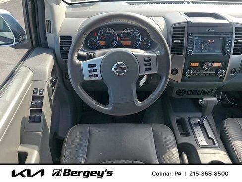Used 2016 Nissan Frontier SL AWD/4WD image 13