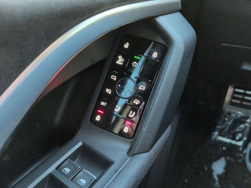 New 2025 Audi SQ5 Premium Plus image 14