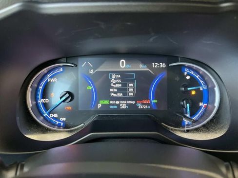 Used 2024 Toyota RAV4 XLE w/ Convenience Package image 37