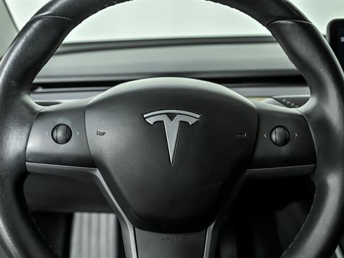 Used 2018 Tesla Model 3 Mid Range RWD image 21