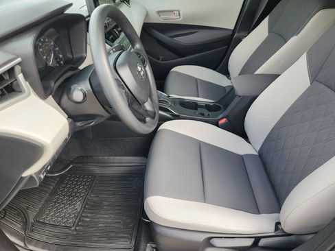 Used 2024 Toyota Corolla LE image 16