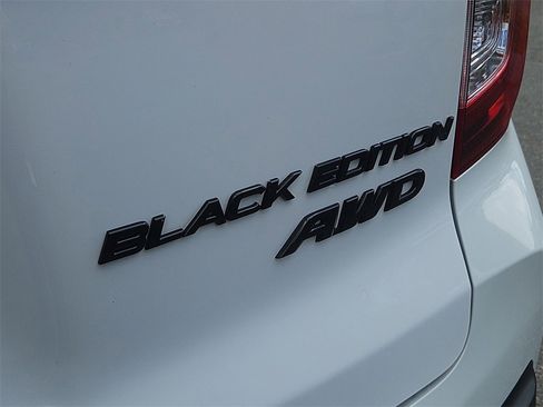 Certified 2024 Honda Passport Black Edition image 12