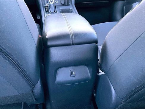 Used 2024 Nissan Sentra SV image 30