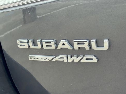 Used 2023 Subaru Forester Premium AWD/4WD image 32