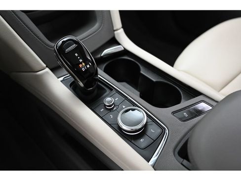 Used 2022 Cadillac XT5 Premium Luxury w/ Technology Package image 14