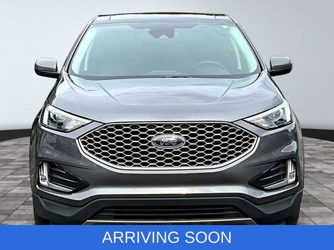 Used 2024 Ford Edge SEL w/ Convenience Package AWD/4WD image 2