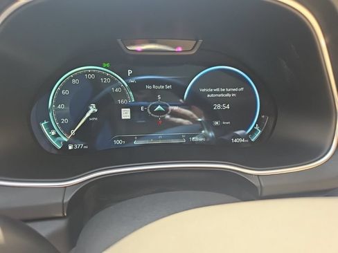 Used 2024 Genesis GV80 2.5T w/ Prestige Package AWD/4WD image 10
