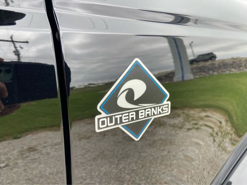 Used 2025 Ford Bronco Outer Banks AWD/4WD image 11