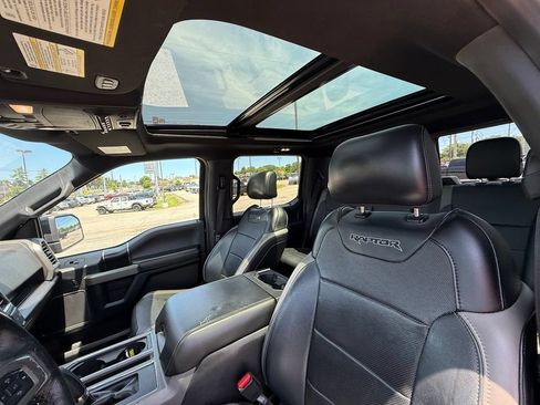 Used 2017 Ford F150 Raptor w/ Equipment Group 802A Luxury AWD/4WD image 14