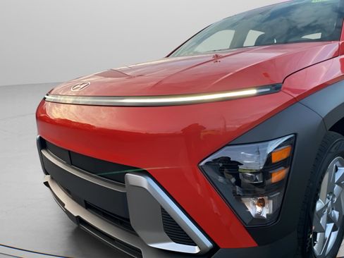 New 2026 Hyundai Kona SE FWD image 7